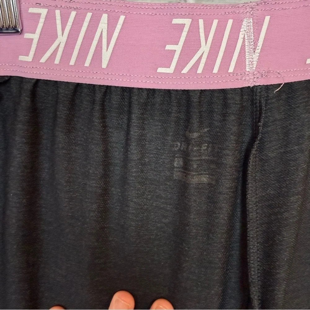 Nike Dri-FIT Training Shorts Charcoal Grey Pink Small